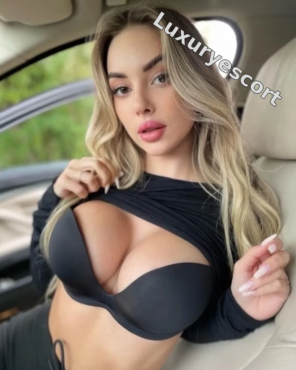 ناز — مرافقة إسطنبول، الصورة 4